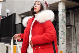 羽绒服红色.jpg